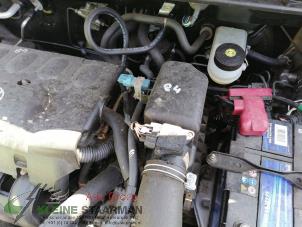 Gebruikte Luchtfilterhuis Toyota Yaris Verso (P2) 1.5 16V Prijs op aanvraag aangeboden door Kleine Staarman B.V. Autodemontage