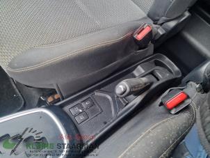 Gebruikte Handrem Mechaniek Toyota Yaris III (P13) 1.5 16V Hybrid Prijs op aanvraag aangeboden door Kleine Staarman B.V. Autodemontage