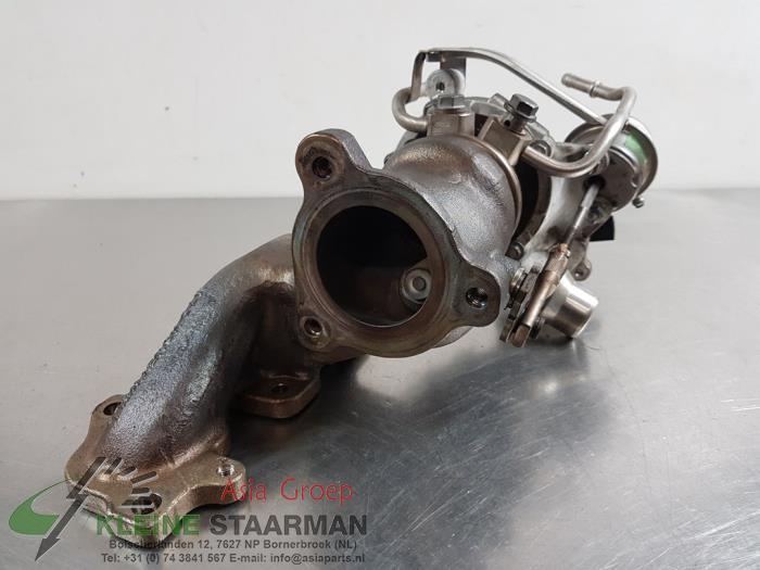 Turbo van een Nissan Qashqai (J11) 1.2 DIG-T 16V 2016
