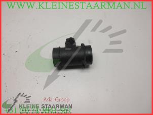 Gebruikte Luchthoeveelheidsmeter Kia Sephia (FA/FB22) 1.6i 16V Prijs € 42,50 Margeregeling aangeboden door Kleine Staarman B.V. Autodemontage
