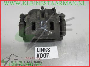 Gebruikte Remklauw (Tang) links-voor Hyundai Trajet 2.0 CVVT 16V Prijs € 42,50 Margeregeling aangeboden door Kleine Staarman B.V. Autodemontage