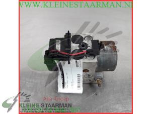 Gebruikte ABS Pomp Honda Civic (EP/EU) 1.6 16V VTEC Prijs € 62,50 Margeregeling aangeboden door Kleine Staarman B.V. Autodemontage