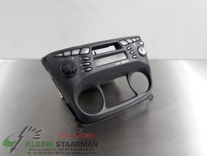 Gebruikte Radio/Cassette Nissan Almera (N16) 1.5 16V Prijs op aanvraag aangeboden door Kleine Staarman B.V. Autodemontage