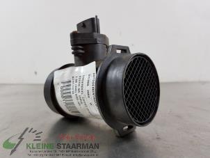 Gebruikte Luchthoeveelheidsmeter Kia Shuma II 1.6 16V Prijs € 42,50 Margeregeling aangeboden door Kleine Staarman B.V. Autodemontage