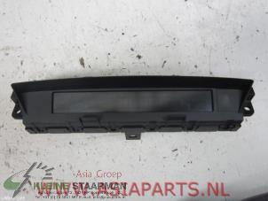 Gebruikte Display Interieur Mazda 6 SportBreak (GH19/GHA9) 2.0i 16V S-VT Prijs € 42,50 Margeregeling aangeboden door Kleine Staarman B.V. Autodemontage