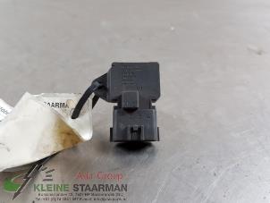 Gebruikte Luchthoeveelheidsmeter Nissan Micra (K12) 1.4 16V Prijs € 42,50 Margeregeling aangeboden door Kleine Staarman B.V. Autodemontage