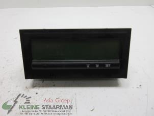 Gebruikte Display Interieur Mitsubishi Space Wagon (N8/N9) 2.4 16V GDI GLX Prijs € 42,50 Margeregeling aangeboden door Kleine Staarman B.V. Autodemontage