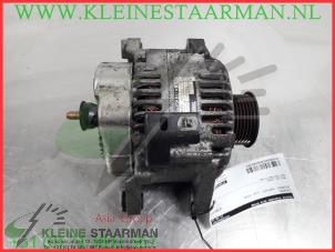 Gebruikte Dynamo Hyundai Santa Fe II (CM) 2.7 V6 24V 4x2 Prijs € 42,50 Margeregeling aangeboden door Kleine Staarman B.V. Autodemontage