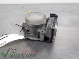 Gebruikte Gasklephuis Mitsubishi Outlander (CW) 2.4 16V Mivec 4x2 Prijs € 42,50 Margeregeling aangeboden door Kleine Staarman B.V. Autodemontage