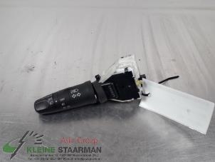 Gebruikte Knipperlicht Schakelaar Nissan Note (E11) 1.4 16V Prijs op aanvraag aangeboden door Kleine Staarman B.V. Autodemontage