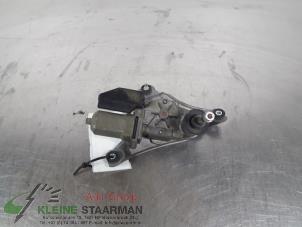 Gebruikte Ruitenwissermotor achter Toyota Auris (E15) 1.6 Dual VVT-i 16V Prijs € 42,50 Margeregeling aangeboden door Kleine Staarman B.V. Autodemontage