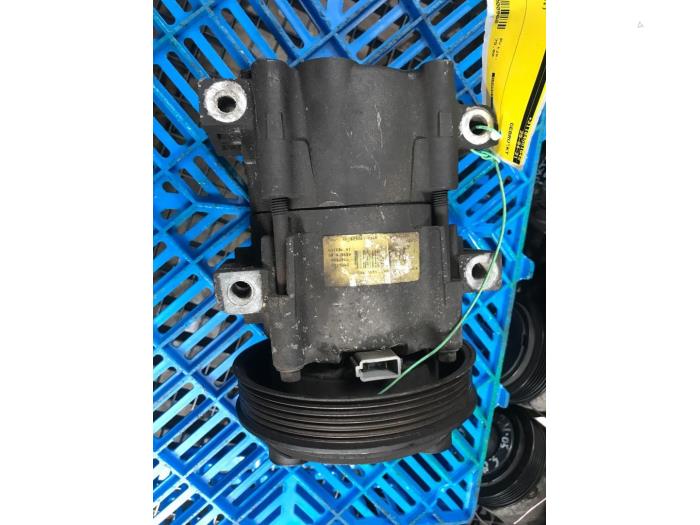 Gebruikte Aircopomp Ford Ka I 1.3i (96 EEC) Prijs € 54,45 Inclusief btw aangeboden door Autosloperij de Turk