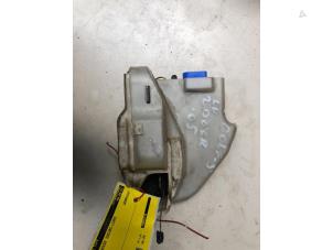 Gebruikte Deurslot Mechaniek 2Deurs links Volkswagen Golf IV (1J1) Prijs € 43,56 Inclusief btw aangeboden door Autosloperij de Turk