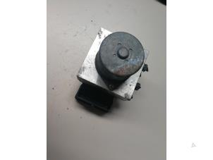 Gebruikte ABS Pomp Ford Mondeo IV 1.6 16V Prijs € 82,28 Inclusief btw aangeboden door Autosloperij de Turk