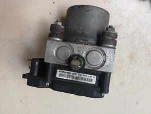 Gebruikte ABS Pomp Opel Tigra Twin Top 1.8 16V Prijs € 65,34 Inclusief btw aangeboden door Autosloperij de Turk