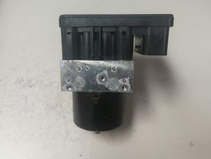 Gebruikte ABS Pomp BMW 3 serie (E92) 320i 16V Prijs € 54,45 Inclusief btw aangeboden door Autosloperij de Turk