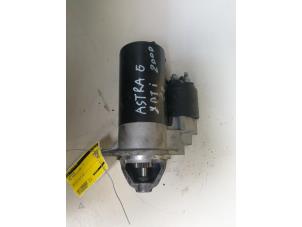 Gebruikte Startmotor Opel Astra G (F70) 2.0 DI 16V Prijs € 38,72 Inclusief btw aangeboden door Autosloperij de Turk