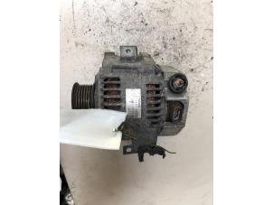 Gebruikte Dynamo Toyota RAV4 (A2) 2.0 16V VVT-i 4x4 Prijs € 43,56 Inclusief btw aangeboden door Autosloperij de Turk