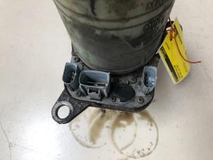 Gebruikte Servopomp Ford C-Max (DM2) 2.0 16V Prijs € 26,62 Inclusief btw aangeboden door Autosloperij de Turk