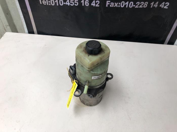 Stuurbekrachtiging Pomp van een Ford C-Max (DM2) 2.0 16V 2007