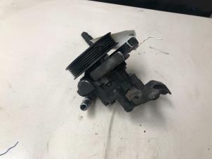 Stuurpomp van een BMW 7 serie (E65/E66/E67) 730i,Li 24V 2008