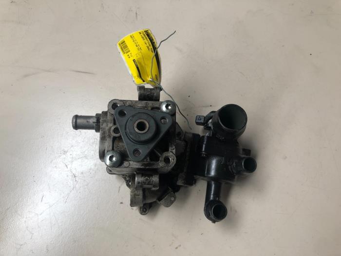 Gebruikte Pomp Servo BMW 3 serie (E46/2) 320 Ci 24V Prijs € 43,56 Inclusief btw aangeboden door Autosloperij de Turk
