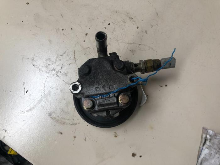 Gebruikte Servopomp Seat Leon (1M1) 1.6 16V Prijs € 32,67 Inclusief btw aangeboden door Autosloperij de Turk