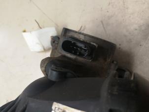 Gebruikte Waterpomp BMW 3 serie (E90) 316i 16V Prijs € 82,28 Inclusief btw aangeboden door Autosloperij de Turk