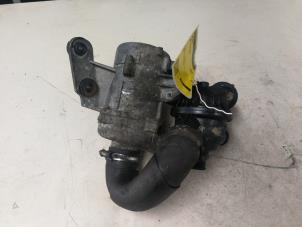 Gebruikte Waterpomp BMW 3 serie (E90) 316i 16V Prijs € 82,28 Inclusief btw aangeboden door Autosloperij de Turk
