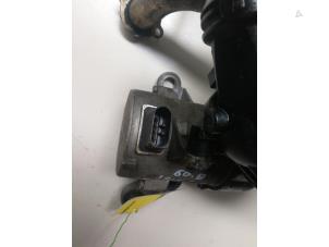 Gebruikte Waterpomp BMW 1 serie (E81) 116i 1.6 16V Prijs € 54,45 Inclusief btw aangeboden door Autosloperij de Turk