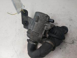 Gebruikte Waterpomp BMW 3 serie (E90) 316i 16V Prijs € 82,28 Inclusief btw aangeboden door Autosloperij de Turk