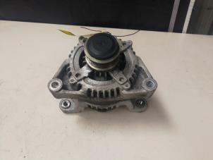 Gebruikte Dynamo Opel Corsa E 1.4 Turbo 16V Prijs € 54,45 Inclusief btw aangeboden door Autosloperij de Turk