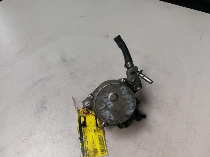 Gebruikte Vacuumpomp Rembekrachtiging Opel Corsa D 1.3 CDTi 16V ecoFLEX Prijs € 54,45 Inclusief btw aangeboden door Autosloperij de Turk