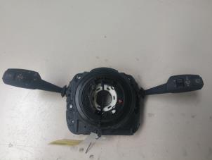 Gebruikte Combischakelaar Stuurkolom BMW 1 serie (E81) 118i 16V Prijs € 26,62 Inclusief btw aangeboden door Autosloperij de Turk