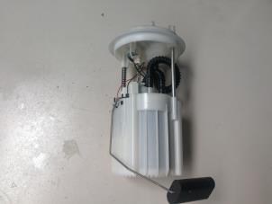 Gebruikte Benzinepomp Opel Corsa D 1.2 16V Prijs € 54,45 Inclusief btw aangeboden door Autosloperij de Turk