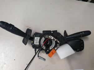 Gebruikte Licht + Raw Schakelaar Renault Kangoo (KC) 1.5 dCi 65 Prijs € 54,45 Inclusief btw aangeboden door Autosloperij de Turk