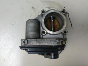 Gebruikte Gasklephuis Ford Focus 2 1.6 16V Prijs € 54,45 Inclusief btw aangeboden door Autosloperij de Turk