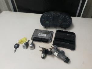 Gebruikte Kontaktslot + computer Volkswagen CrossPolo (9N3) 1.2 12V Prijs € 108,90 Inclusief btw aangeboden door Autosloperij de Turk