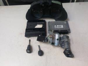 Gebruikte Contactslot + computer Seat Ibiza III (6L1) 1.2 12V Prijs € 108,90 Inclusief btw aangeboden door Autosloperij de Turk