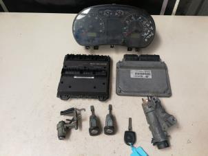 Gebruikte Kontaktslot + computer Volkswagen CrossPolo (9N3) 1.2 12V Prijs € 108,90 Inclusief btw aangeboden door Autosloperij de Turk