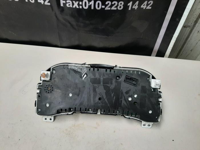 Kontaktslot + computer van een Suzuki Swift (ZA/ZC/ZD) 1.2 16V 2013