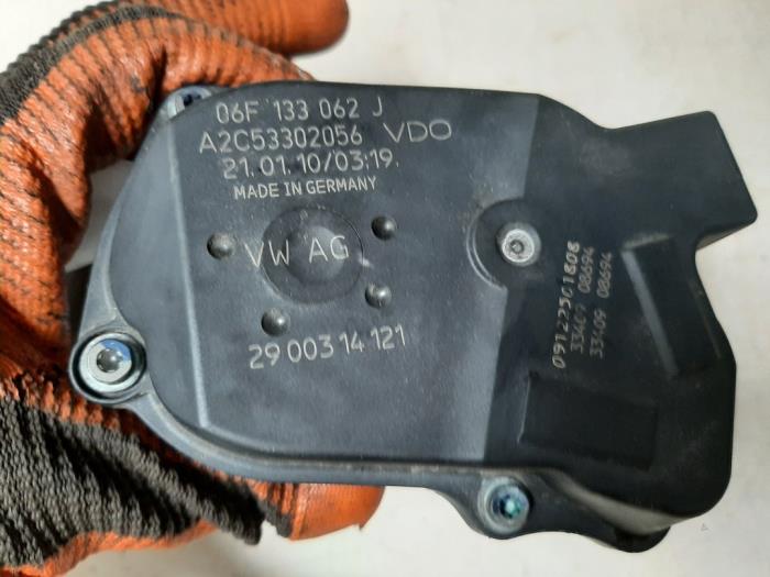 Gebruikte Gasklephuis Skoda Superb (3TAA) 1.8 TSI 16V Prijs € 54,45 Inclusief btw aangeboden door Autosloperij de Turk