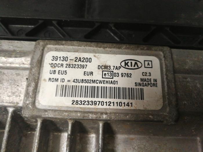 Kontaktslot + computer van een Kia Rio III (UB) 1.4 CRDi 16V 2012