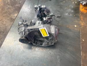 Gebruikte Versnellingsbak Volkswagen Golf V (1K1) 1.9 TDI Prijs € 217,80 Inclusief btw aangeboden door Autosloperij de Turk