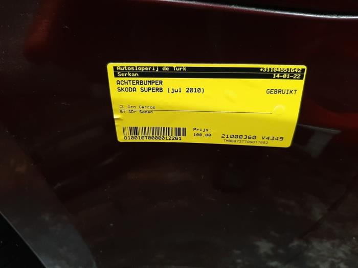 Achterbumper van een Skoda Superb (3TAA) 1.8 TSI 16V 2010