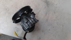 Gebruikte Stuurbekrachtiging Pomp Toyota Yaris (P1) 1.0 16V VVT-i Prijs € 54,45 Inclusief btw aangeboden door Autosloperij de Turk