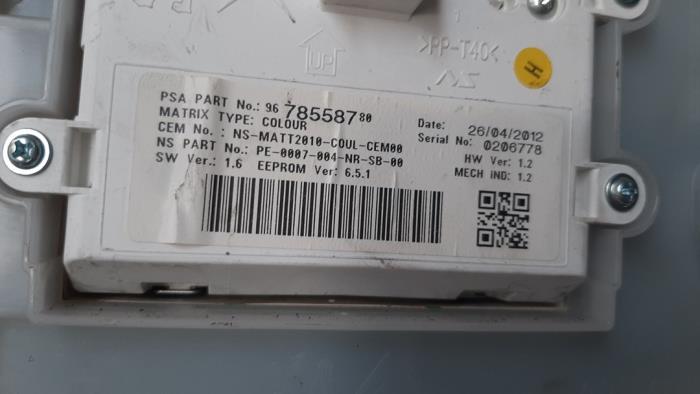 Kontaktslot + computer van een Peugeot 208 I (CA/CC/CK/CL) 1.4 HDi 2012