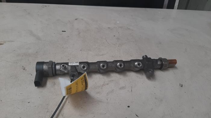 Gebruikte Verstuiver brug Volkswagen Passat (362) 2.0 TDI 16V 170 4Motion Prijs € 82,28 Inclusief btw aangeboden door Autosloperij de Turk