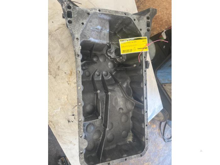 Gebruikte Carterpan Mercedes C (W203) 2.2 C-200 CDI 16V Prijs € 38,72 Inclusief btw aangeboden door Autosloperij de Turk