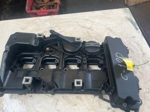 Gebruikte Kleppendeksel Mercedes C (W203) 1.8 C-180K 16V Prijs € 65,34 Inclusief btw aangeboden door Autosloperij de Turk